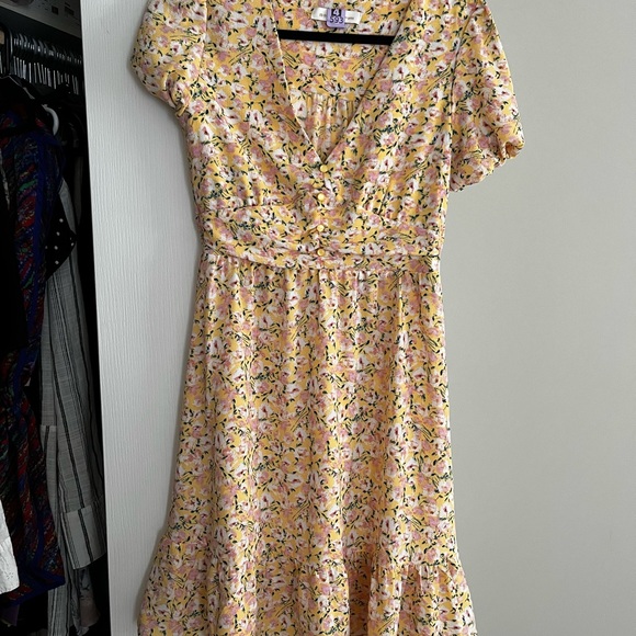 Monteau summer floral dress. - Picture 2 of 3